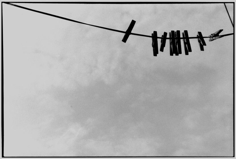 pinces  linge - 1981 - photo Robert Laugier