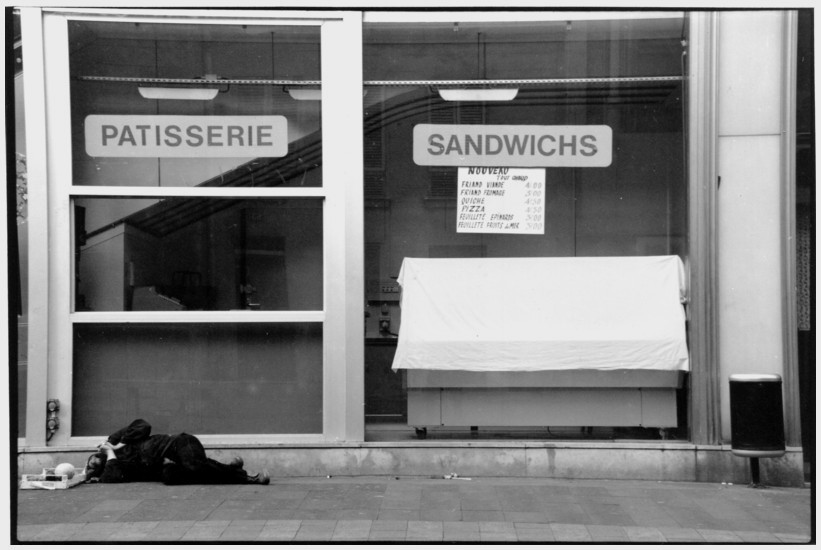 sans abri - rue de Caumartin - Paris - 1981 - photo Robert Laugier