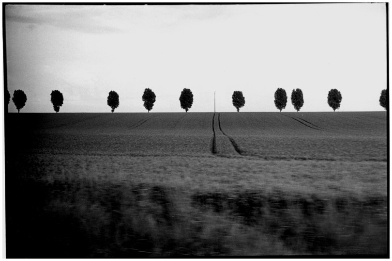 Vue depuis le train entre Boulogne et Paris