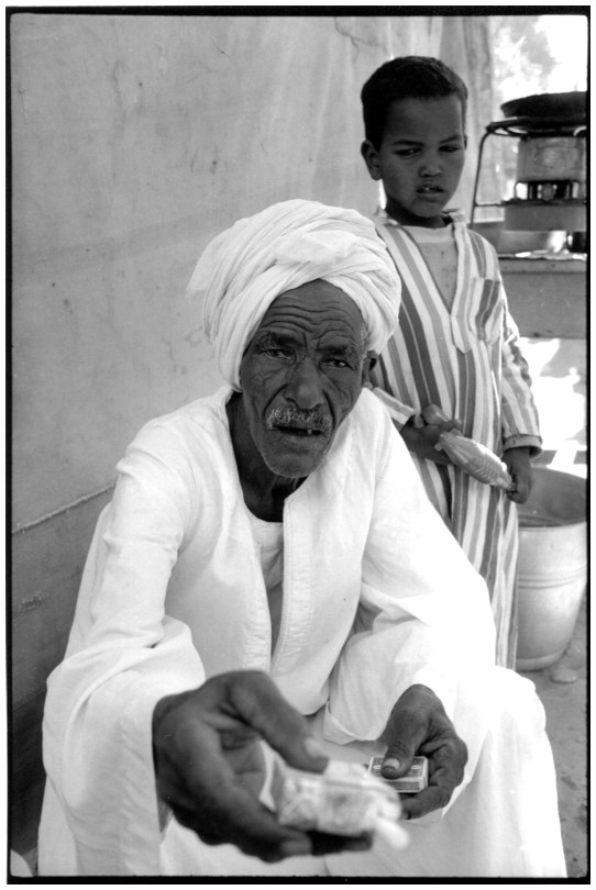 lors d'une fte de Cheikh Boustaoui dans un village prs d'Assouan